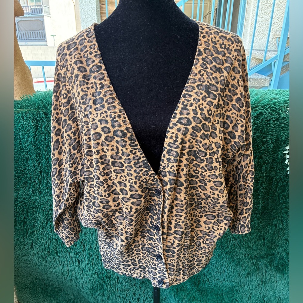 NWT Vintage Torrid 3X Cheetah Print V Neck Cardigan